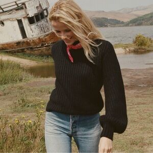 Doen Lulu Sweater in Black